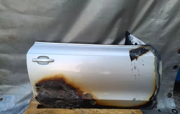 Audi A5 8T 8F Front door