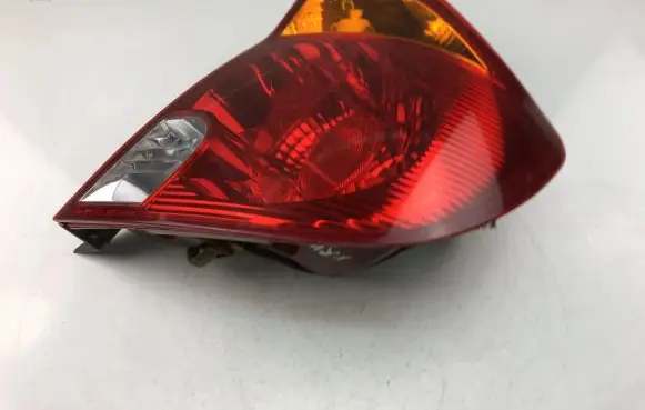 Hyundai Accent Tailgate rear/tail lights 9240225710