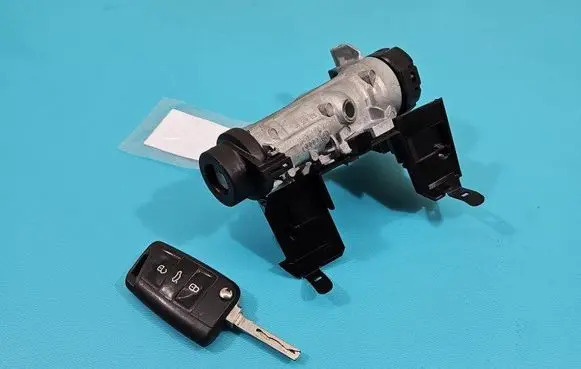 Skoda Fabia Mk3 (NJ) Ignition lock 6C0905865 IMPRK1477248