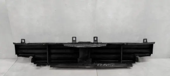BMW 7 G70 Intercooler air guide/duct channel 3U5A3588706