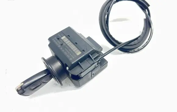 Mercedes-Benz C W203 Ignition lock 2095451908