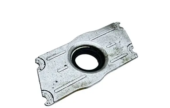 Volkswagen PASSAT CC Fuel Injector clamp holder 03L103113