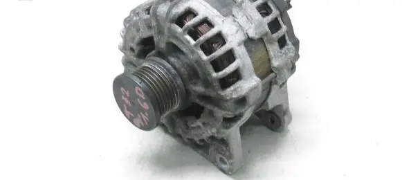 Nissan X-Trail T32 Generator/alternator 231004BE0A