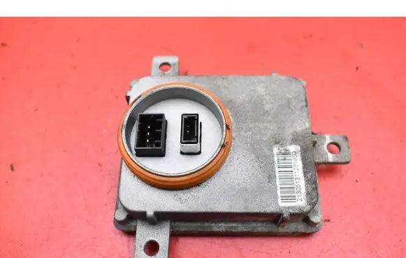 Audi A5 8T 8F Voltage converter/converter module 8K0941597B