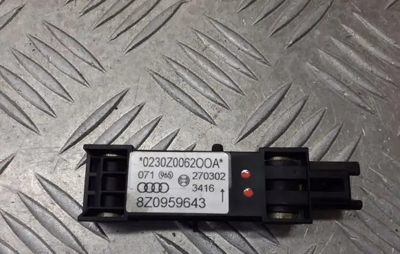 Audi A2 Airbag deployment crash/impact sensor 8Z0959643