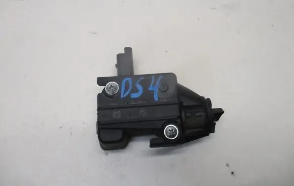 Citroen DS4 Fuel tank cap lock 