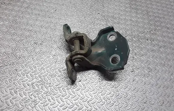 Subaru Forester SF Rear door lower hinge