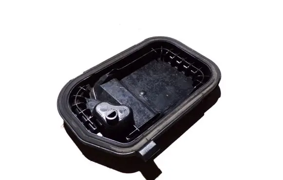 Headlight/headlamp dust cover