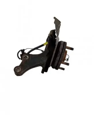 KIA Carens I Front wheel hub