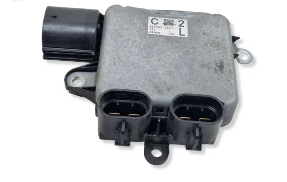 Jeep Cherokee Coolant fan relay 4993003591