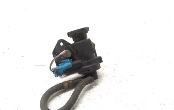 Peugeot 607 Turbo solenoid valve 9635704380