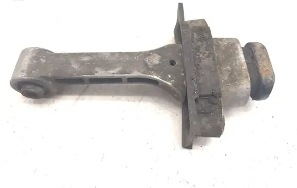 KIA Optima Engine mounting bracket