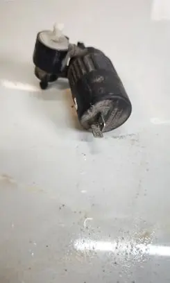 Nissan Terrano Windscreen/windshield washer pump
