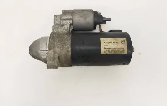 Mercedes-Benz E W212 Starter motor A6519064300 0001139085