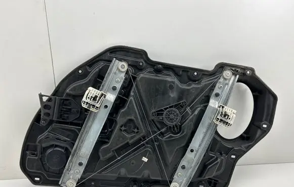 Dodge Charger Front window lifting mechanism without motor 156054322
