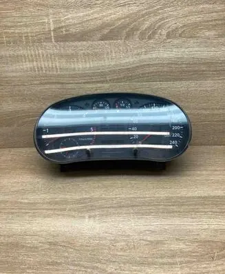 Audi A3 S3 8L Speedometer (instrument cluster) 8L0919860 110008778