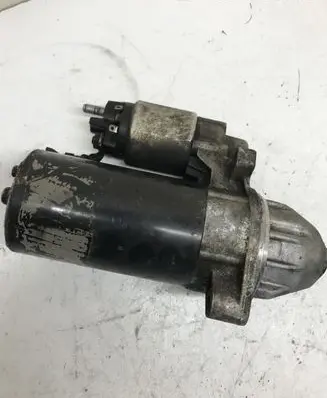 Mercedes-Benz E W211 Starter motor A0061512501