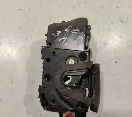 Peugeot 607 Rear door lock
