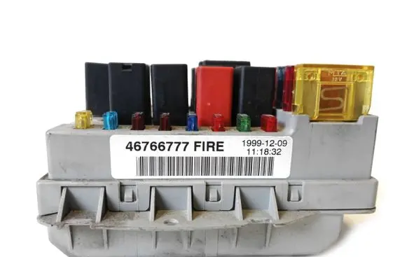 Fiat Punto (188) BSM Control unit 46766777