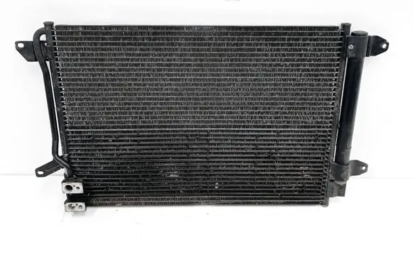 Volkswagen Jetta VI A/C cooling radiator (condenser) 5C0298403 5C0820411F
