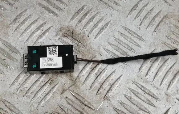 MG ZS USB socket connector 10579832 20200725 001063
