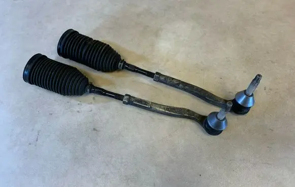 Mercedes-Benz E W213 Steering tie rod A2054600605 2054600605