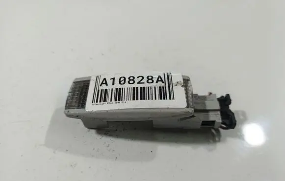 Volkswagen Polo IV 9N3 Other interior light 3B0947113