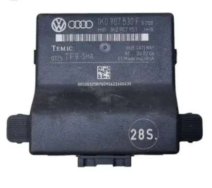 Volkswagen Touran I Gateway control module 1K0907530F 1K0907951