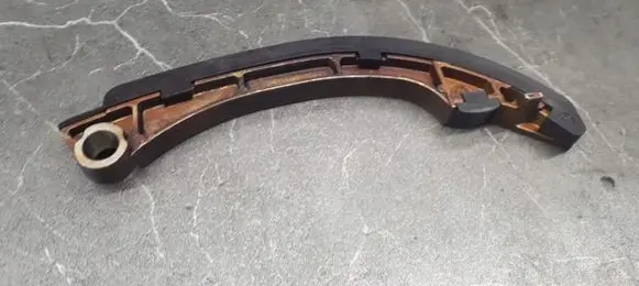 Toyota Corolla E120 E130 Slide rail for timing chain 