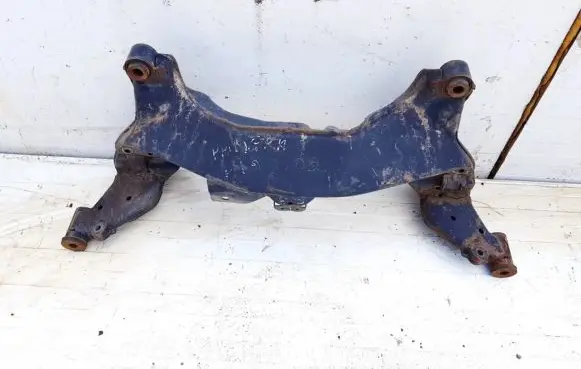 Nissan Primera Front subframe