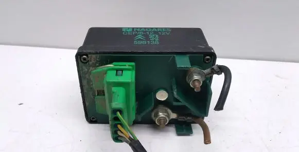 Glow plug pre-heat relay