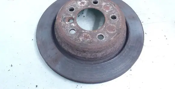BMW 5 E39 Rear brake disc