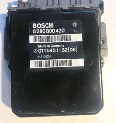 Mercedes-Benz E W124 Engine control unit/module 0115451132 0280800420