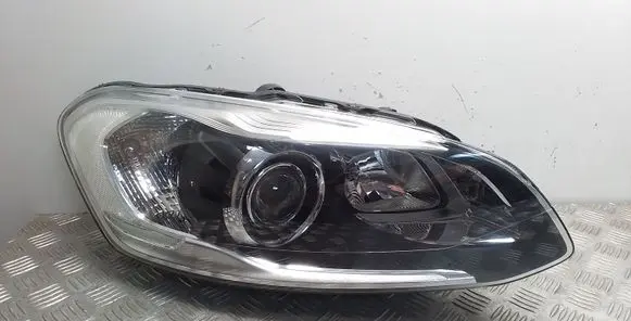 Volvo XC60 Headlight/headlamp 31420258