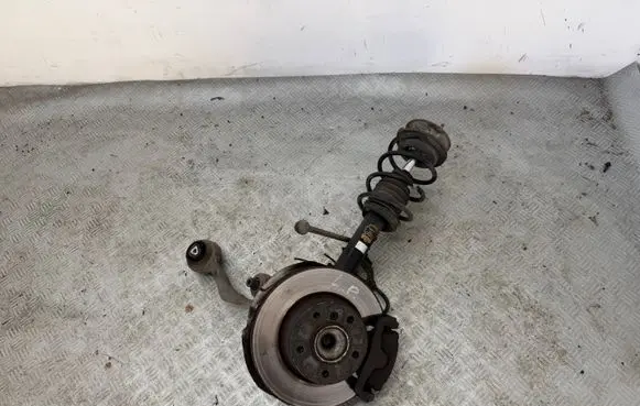 BMW 1 E81 E87 Front wheel hub spindle knuckle