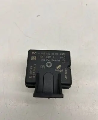 Mercedes-Benz A W177 Glow plug pre-heat relay A6089000200 110679886R