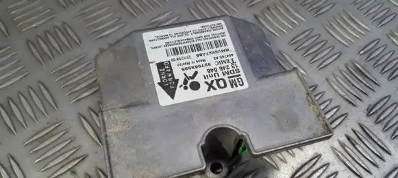 Opel Zafira B Airbag control unit/module 13246046 327963935