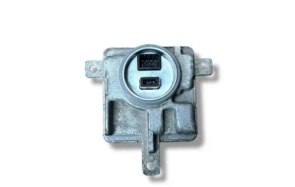 Volkswagen PASSAT CC Headlight ballast module Xenon 8K0941597E