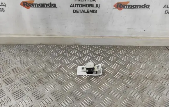 Toyota Prius (XW50) Brake pedal sensor switch 8951047040