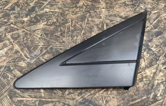 Mazda 5 Fender end trim C2356916Y