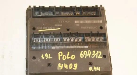 Volkswagen Polo Comfort/convenience module 6Q2937049C 6Q2937049F