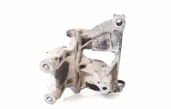 Volkswagen Transporter - Caravelle T5 Engine mounting bracket 070199343B