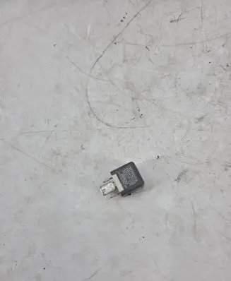 Toyota Corolla Verso AR10 Other relay 9008087030