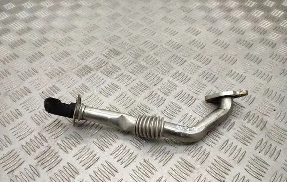 Volkswagen Transporter - Caravelle T6 EGR valve line/pipe/hose 04L131521AR