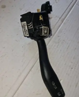 Audi A3 S3 8L Indicator stalk 8P0953513A 01103600 10360071995467