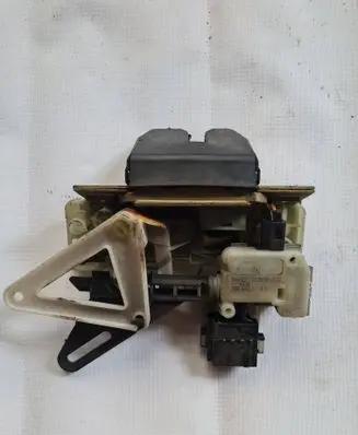 Volvo XC70 Tailgate/trunk/boot lock/catch/latch 999066622 754625