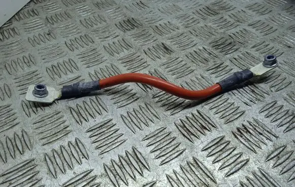 Mercedes-Benz GLC X253 C253 Positive cable (battery)