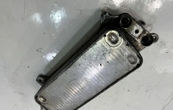 Audi A6 C7 Engine oil radiator 4G0317021K | 888.1XE19.383