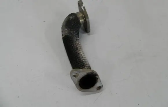 Volkswagen PASSAT B5.5 Air intake hose/pipe 