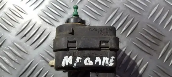 Headlight level adjustment motor